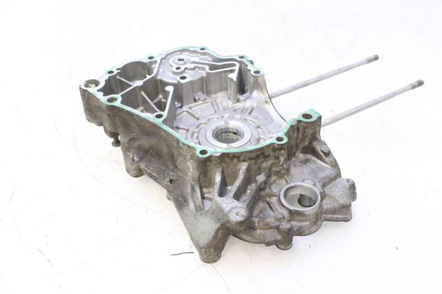 photo de RIGHT ENGINE CRANKCASE PIAGGIO LIBERTY IGET S 125 (2016 - 2020) - Fixing points details