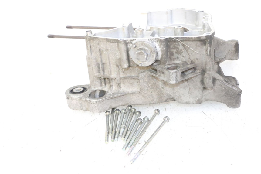 photo de RIGHT ENGINE CRANKCASE MBK MW TRYPTIK 125 (2014 - 2016) - Zoom on usage condition