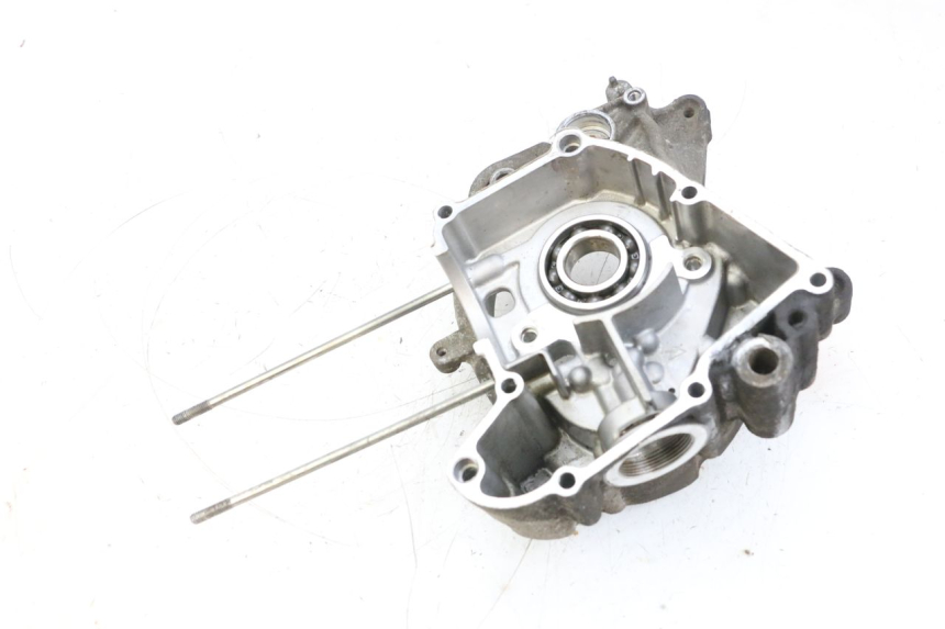 photo de RIGHT ENGINE CRANKCASE YAMAHA NEOS NEO'S 4T 50 (2008 - 2016) - Zoom on usage condition