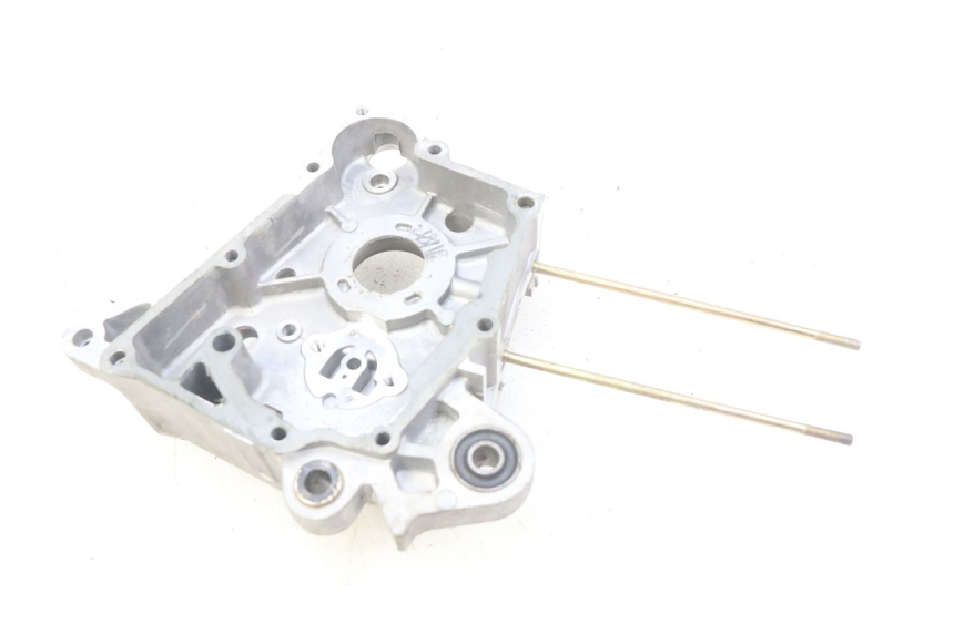 photo de RIGHT ENGINE CRANKCASE SYM ORBIT III 3 4T 50 (2021 - 2025) - Fixing points details