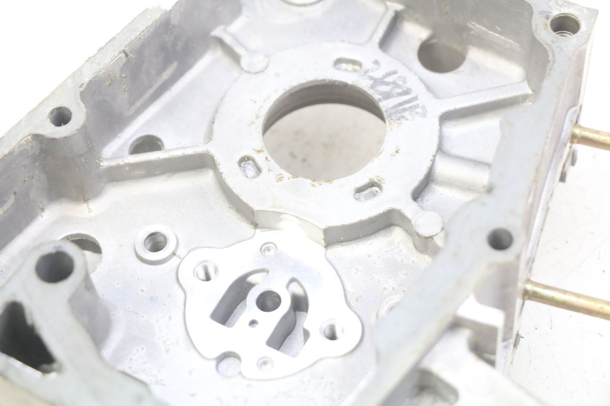 photo de RIGHT ENGINE CRANKCASE SYM ORBIT III 3 4T 50 (2021 - 2025) - Surface and material condition