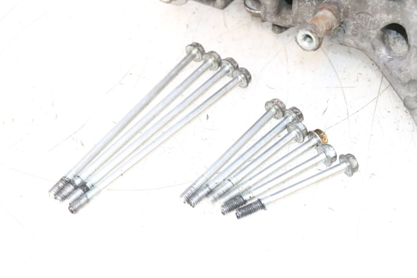 photo de RIGHT ENGINE CRANKCASE HONDA PCX (JF57/JF64) 125 (2014 - 2018) - Supplementary product photo