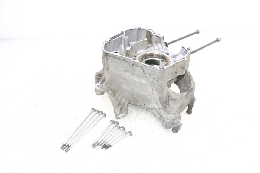 photo de RIGHT ENGINE CRANKCASE HONDA PCX (JF57/JF64) 125 (2014 - 2018) - Technical close-up