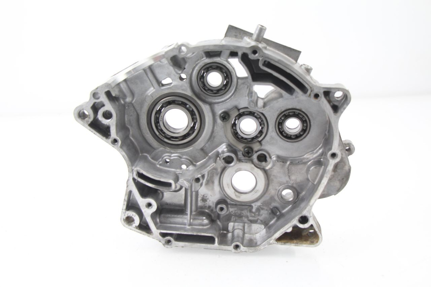 photo de RIGHT ENGINE CRANKCASE YAMAHA TTR 125 (2000 - 2020) - Main view
