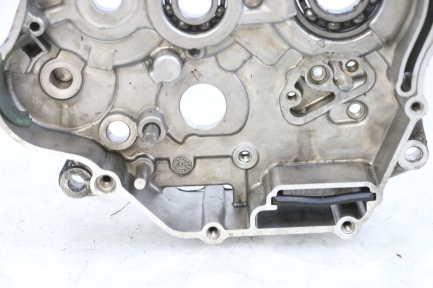 photo de RIGHT ENGINE CRANKCASE YAMAHA TTR 125 (2000 - 2020) - Additional view of the item