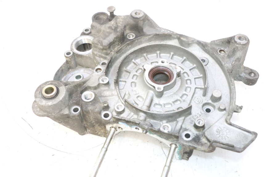 photo de RIGHT ENGINE CRANKCASE PIAGGIO X9 EVOLUTION 125 (2003 - 2007) - Additional view of the item