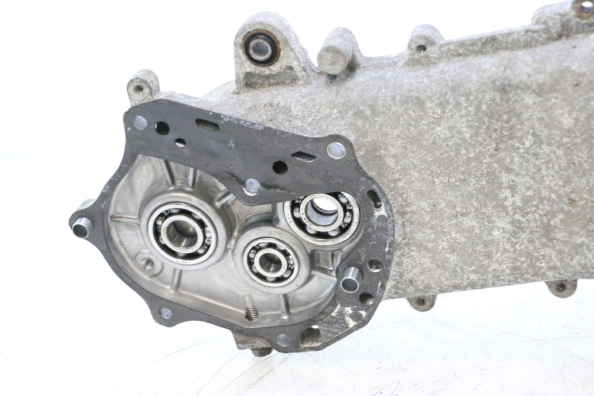 photo de LEFT ENGINE CRANKCASE KYMCO AGILITY 4T 50 (2005 - 2018) - Technical close-up