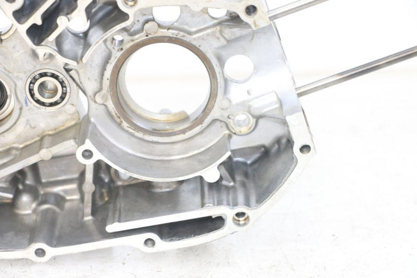 photo de LEFT ENGINE CRANKCASE HONDA CRF-F CRF F 110 (2019 - 2022) - Alternative perspective