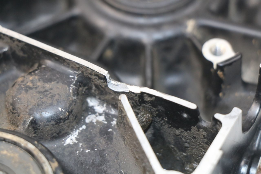 photo de LEFT ENGINE CRANKCASE SUZUKI JR 80 (2001 - 2006) - Fixing points details