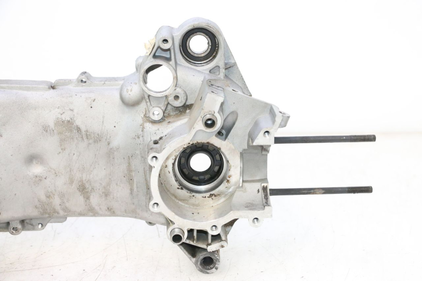 photo de LEFT ENGINE CRANKCASE RIDE JUMP 2T 50 (2012 - 2017) - Additional view of the item