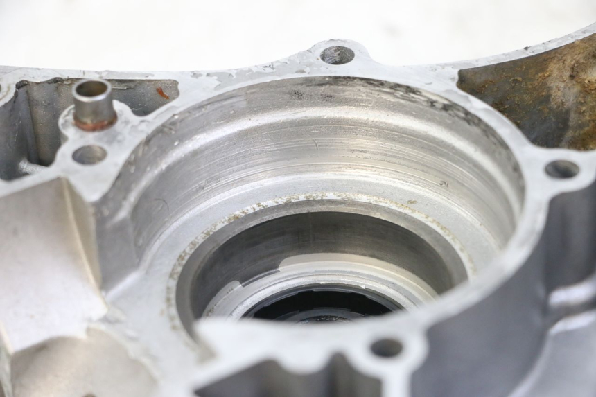 photo de LEFT ENGINE CRANKCASE KAWASAKI KX 65 (2000 - 2019) - Alternative angle