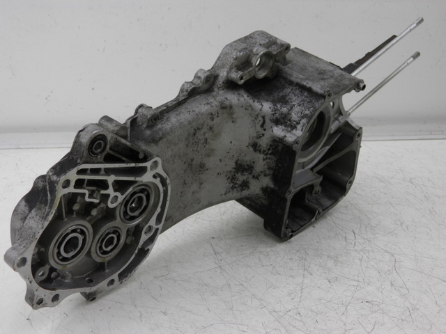 photo de LEFT ENGINE CRANKCASE ROADSIGN WALLABY 50 (2009 - 2014) - Fixing points details