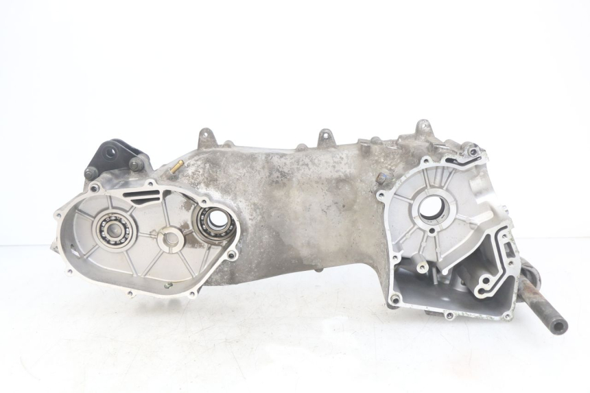 photo de LEFT ENGINE CASE APRILIA SCARABEO LIGHT 125 (2007 - 2011) - Component zoom