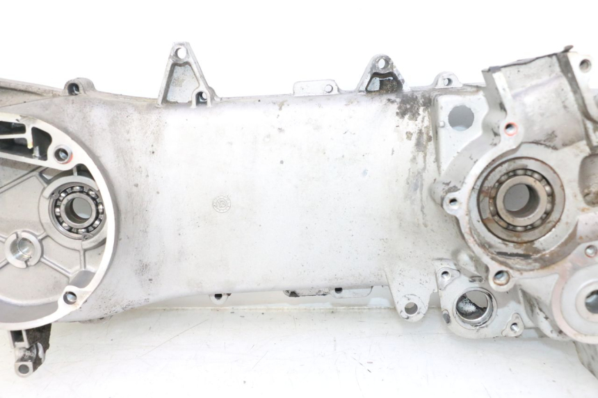 photo de LEFT ENGINE CRANKCASE APRILIA SR 2T 50 (2012 - 2017) - Product overview