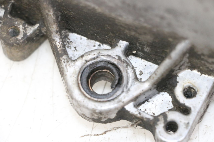 photo de LEFT ENGINE CRANKCASE PEUGEOT VIVACITY NEW 2T 50 (2008 - 2017) - Alternative perspective