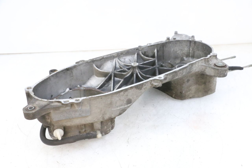 photo de LEFT ENGINE CRANKCASE YAMAHA X-MAX XMAX 125 (2010 - 2013) - Fixing points details