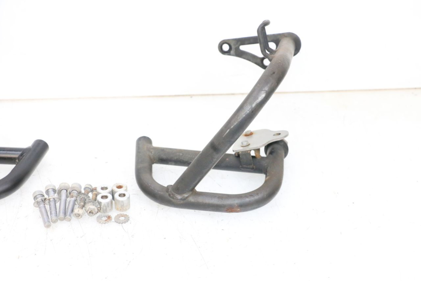 photo de ENGINE CYLINDER HEAD COVER YAMAHA FJR ABS 1300 (2006 - 2012) - Surface and material condition