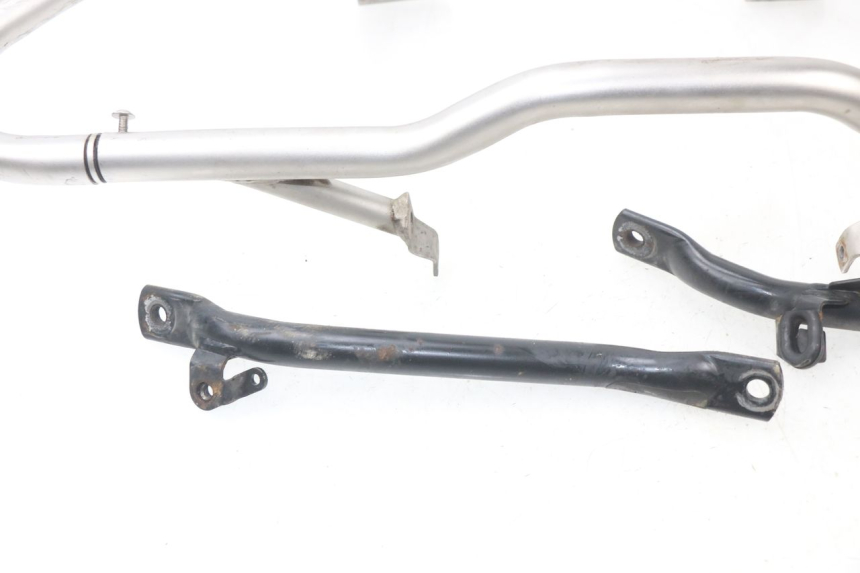 photo de CYLINDER CRASH PROTECTOR BMW R GS 1200 (2005 - 2007) - Markings and original references