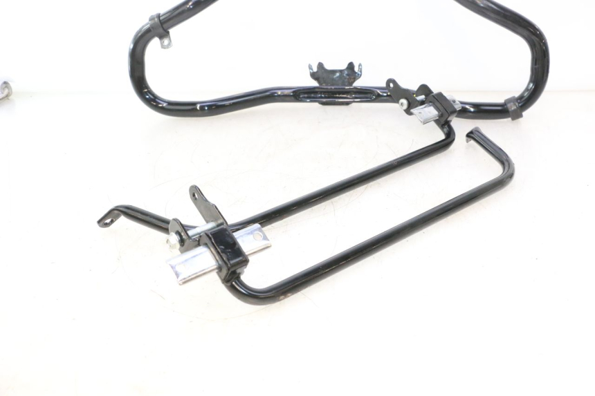 photo de CYLINDER CRASH PROTECTOR HARLEY DAVIDSON ROAD GLIDE FLTRXSE 1920 (2018 - 2022) - Supplementary product photo