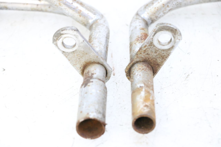 photo de CYLINDER CRASH PROTECTOR YAMAHA XJN DIVERSION 600 (2000 - 2003) - Additional view of the item