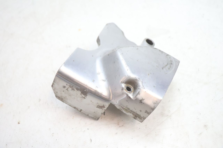 photo de SPROCKET COVER HONDA CB TWO FIFTY 250 (1991 - 2002) - Fixing points details
