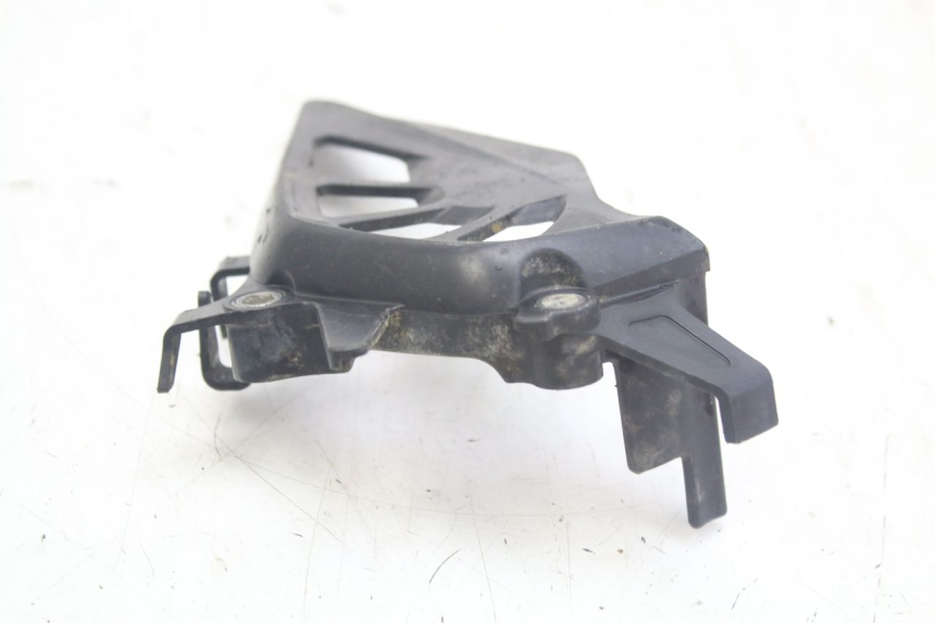 photo de SPROCKET COVER HONDA CRF 250 (2010 - 2013) - Component detail