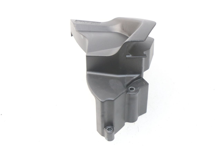 photo de SPROCKET COVER YAMAHA FZ8 800 (2010 - 2016) - Technical close-up