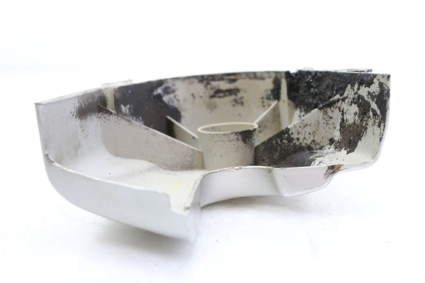 photo de SPROCKET COVER SYM HUSKY 125 (1999 - 2005) - Fixing points details