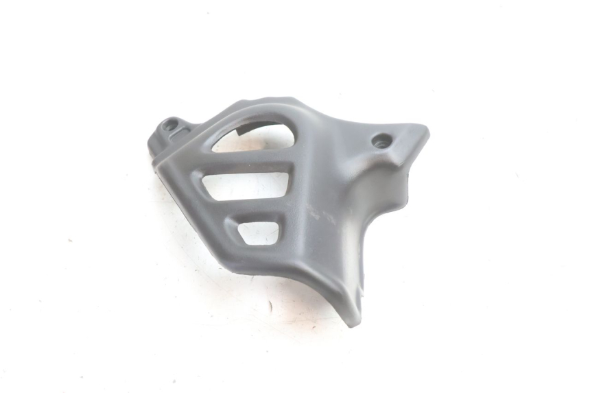 photo de SPROCKET COVER RIEJU MRT PRO SUPERMOTARD 50 (2007 - 2018) - Zoom on usage condition