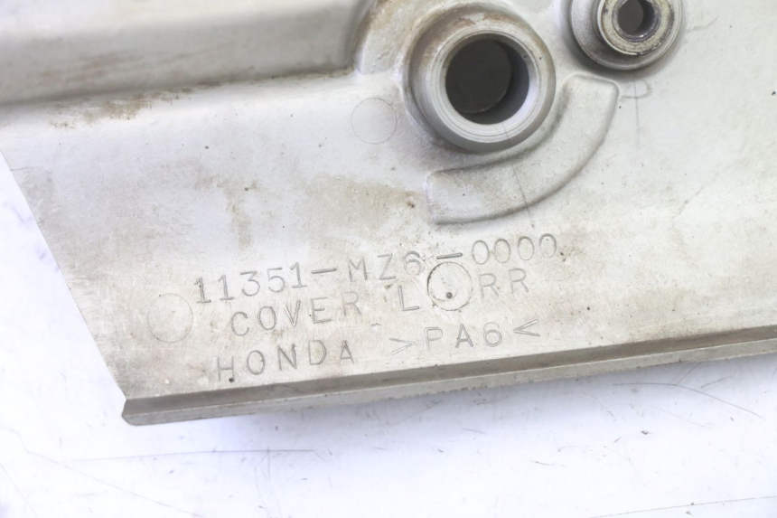 photo de SPROCKET COVER HONDA NTV DEAUVILLE 650 (2001 - 2006) - Technical close-up