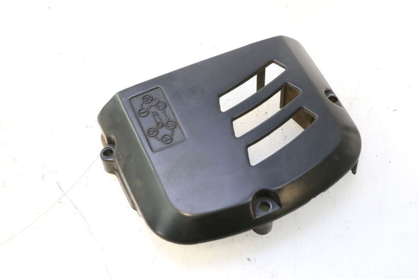photo de SPROCKET COVER MASH SEVENTY FIVE 125 (2013 - 2021) - Fixing points details