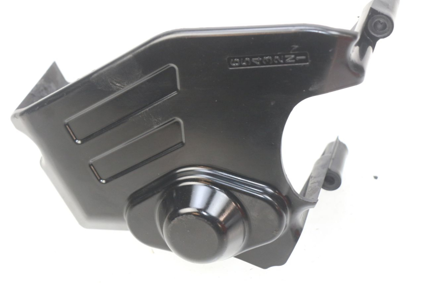 photo de SPROCKET COVER SUZUKI SV N 650 (1999 - 2002) - Alternative perspective
