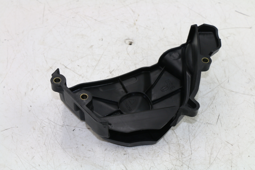 photo de SPROCKET COVER TRIUMPH STREET TRIPLE 675 (2007 - 2012) - Zoom on usage condition