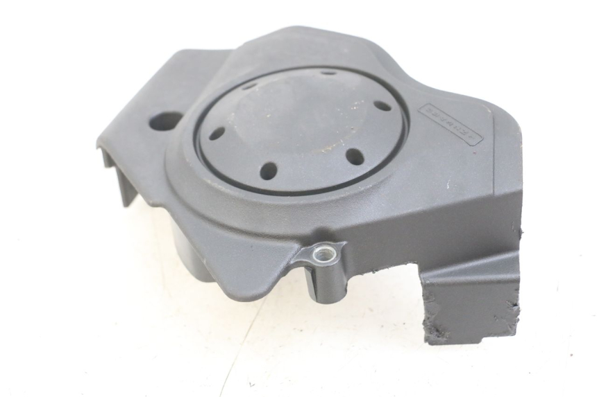 photo de SPROCKET COVER KAWASAKI VERSYS ABS 650 (2015 - 2018) - Alternative perspective