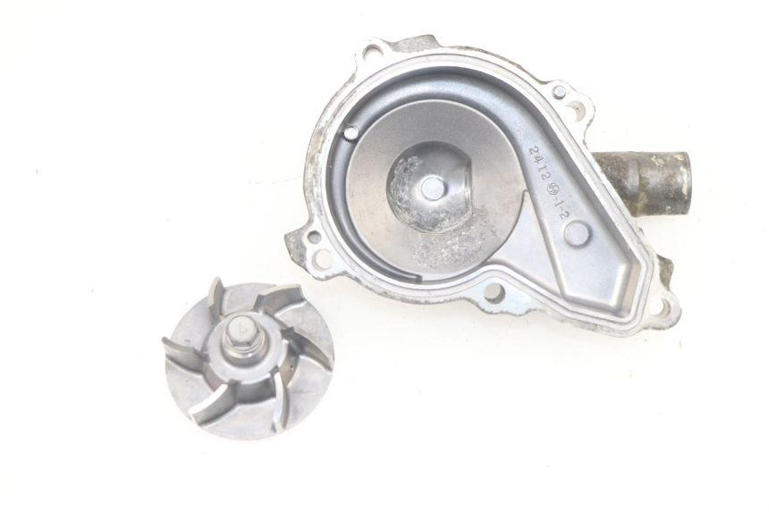 photo de WATER PUMP COVER KAWASAKI ER-6 ER6 F 650 (2006 - 2009) - Zoom on usage condition