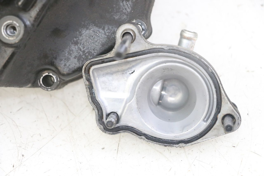 photo de WATER PUMP COVER HONDA FORZA ABS 300 (2013 - 2017) - Additional view of the item