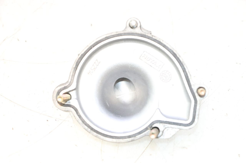 photo de WATER PUMP COVER CAN-AM SPYDER RS 1000 (2008 - 2012) - Technical close-up