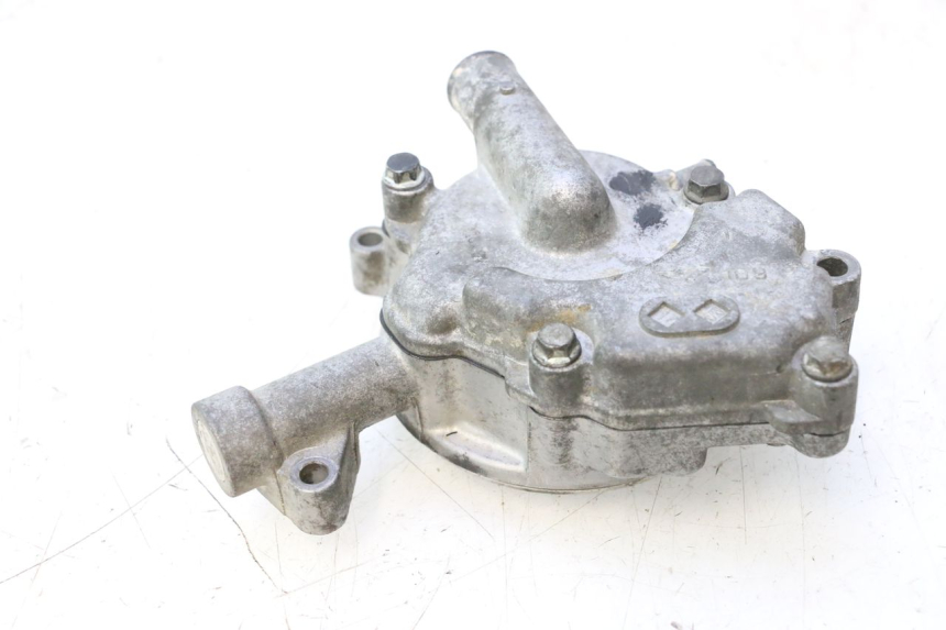 photo de WATER PUMP COVER YAMAHA X-MAX XMAX 125 (2010 - 2013) - Alternative perspective