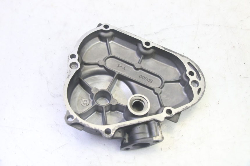 photo de OIL PUMP COVER YAMAHA TDM ABS 900 (2002 - 2014) - Technical close-up