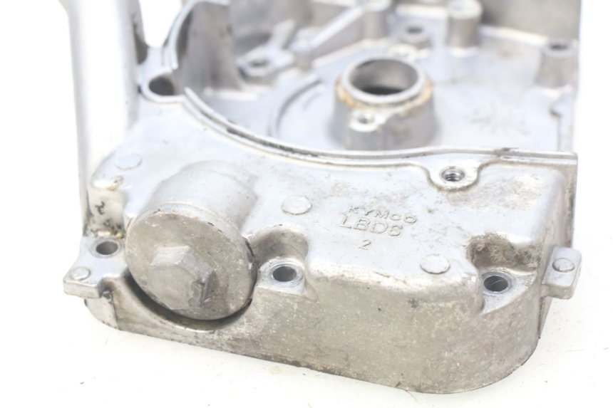 photo de STATOR COVER KYMCO AGILITY 4T 50 (2005 - 2018) - Zoom on usage condition