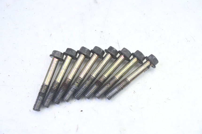 photo de REAR WHEEL SHAFT COVER KYMCO GRAND DINK 125 (2008 - 2014) - Alternative perspective