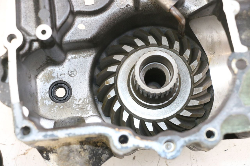 photo de REAR WHEEL SHAFT COVER KAWASAKI GTR 1000 (1994 - 2004) - Zoom on usage condition