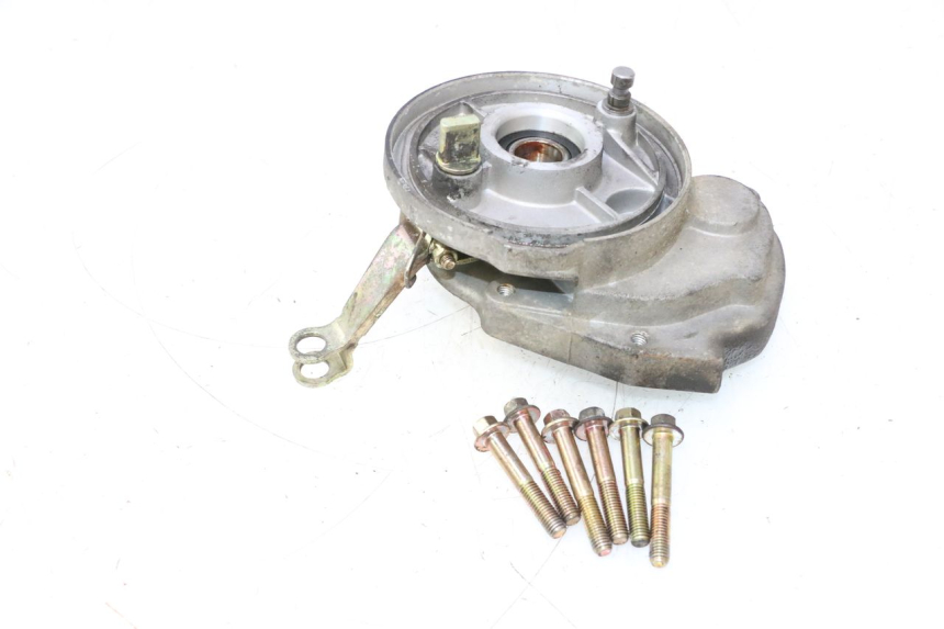photo de REAR WHEEL SHAFT COVER KEEWAY RY6 2T 50 (2011 - 2019) - Alternative perspective