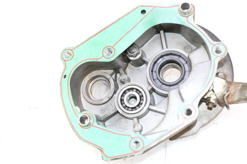 photo de REAR WHEEL SHAFT COVER KEEWAY RY6 2T 50 (2011 - 2019) - Fixing points details