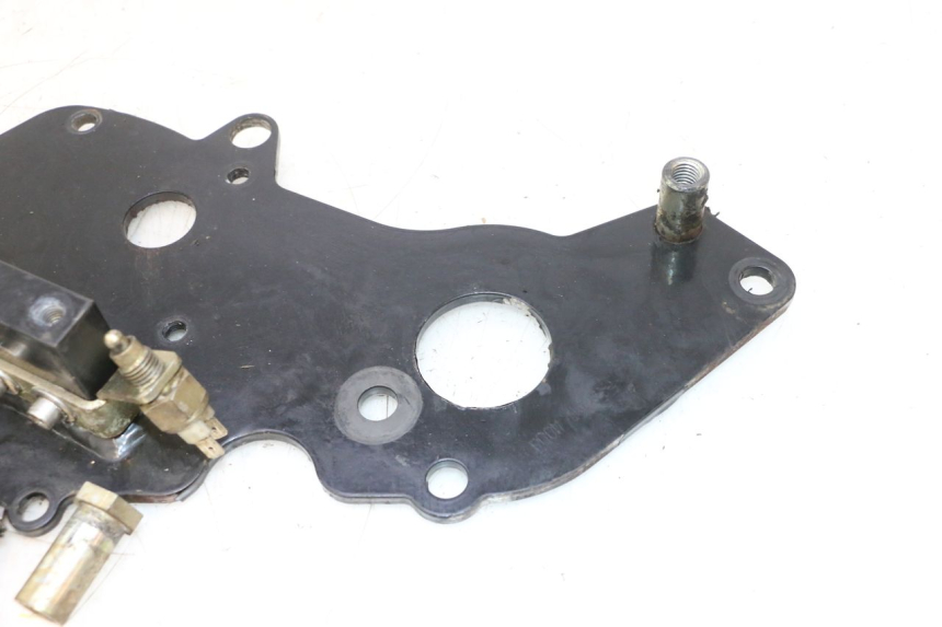 photo de REAR WHEEL SHAFT COVER BOOM TRIKE FUN 500 (2004 - 2010) - Alternative perspective