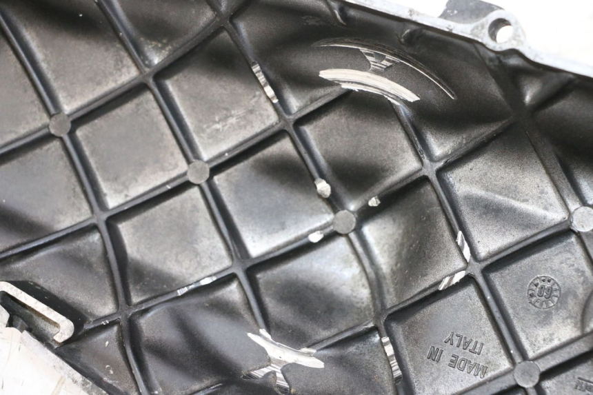 photo de VARIATOR COVER MBK BOOSTER SPIRIT NAKED 50 (2004 - 2017) - Zoom on usage condition