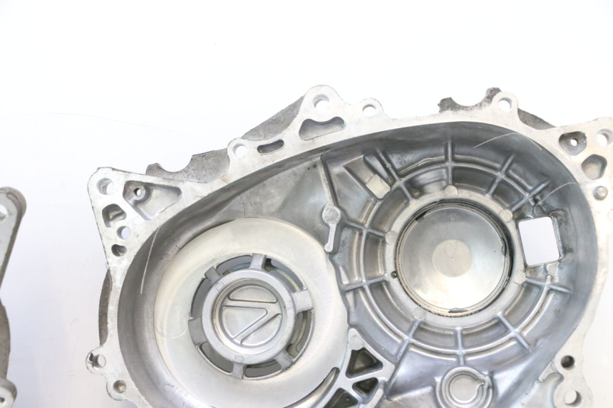 photo de DRIVE BELT COVER SUZUKI BURGMAN EXECUTIVE ABS 650 (2006 - 2012) - Spare part profile view