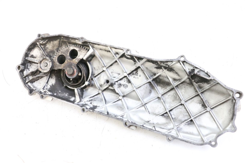 photo de DRIVE BELT COVER YAMAHA BW'S 50 (2004 - 2017) - Fixing points details