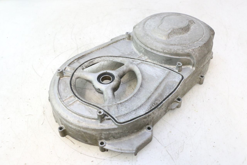 photo de VARIATOR COVER GILERA GP 800 (2007 - 2013) - Fixing points details