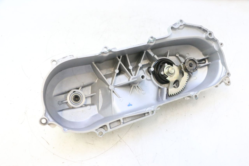 photo de DRIVE BELT COVER KEEWAY HURRICANE 50 (2006 - 2019) - Fixing points details